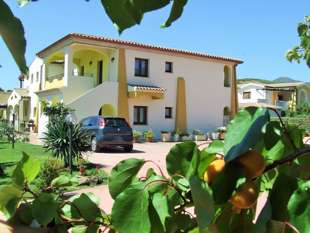 Case Vacanze San Silvestro บูโดนี ภายนอก รูปภาพ